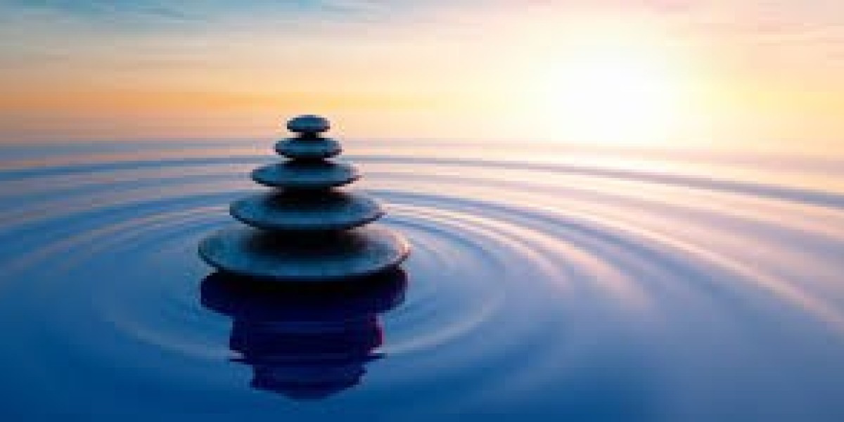 Finding Peace in the Present: Practicing Gratitude and Mindfulness